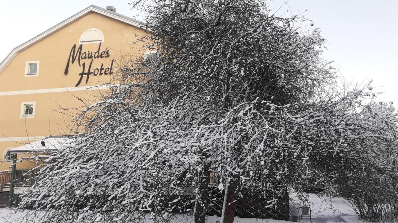 Maude'S Hotel Enskede Stockholm Exterior photo